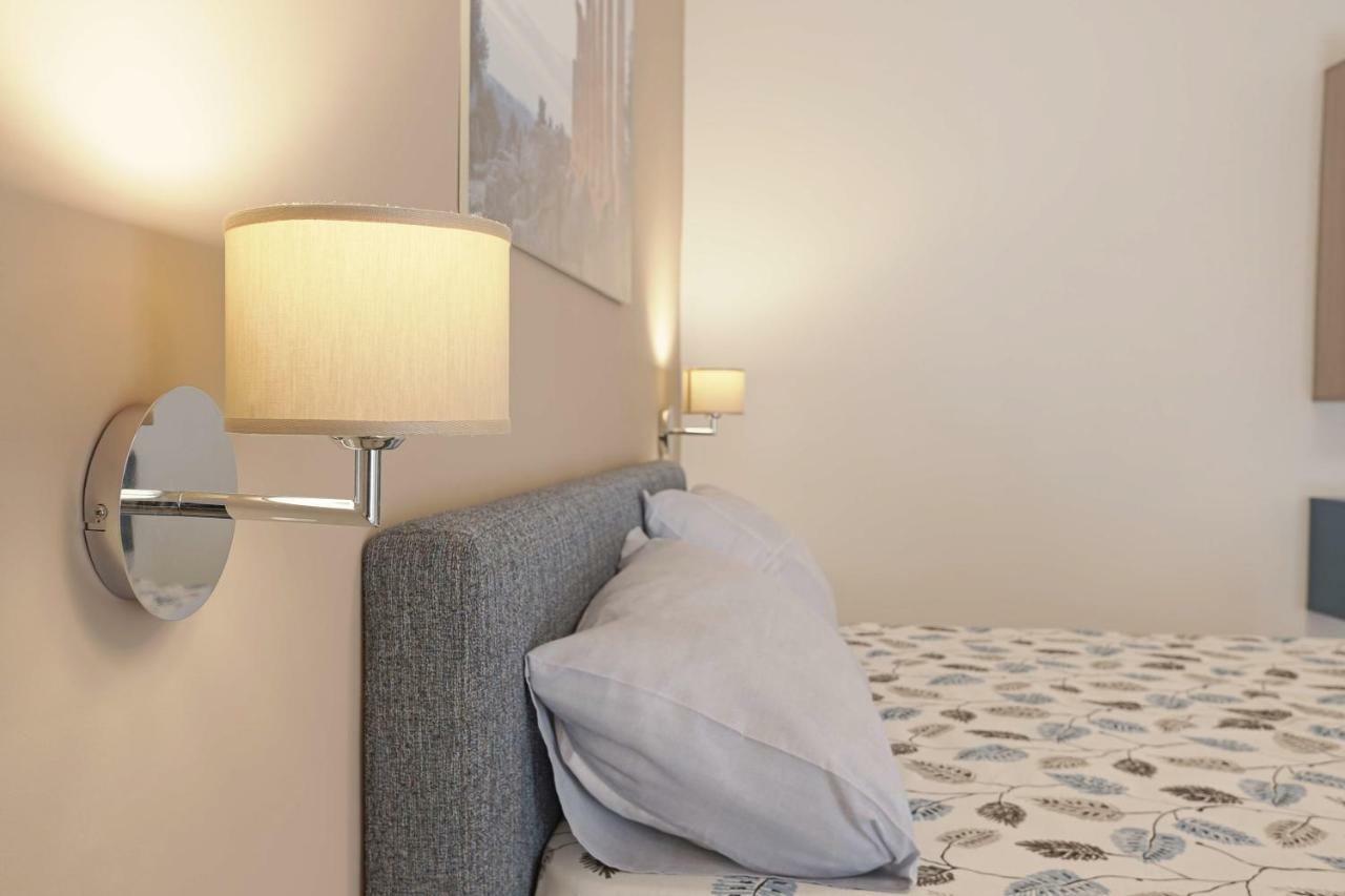 Le Maioliche Bed & Breakfast อากริเจนโต ภายนอก รูปภาพ